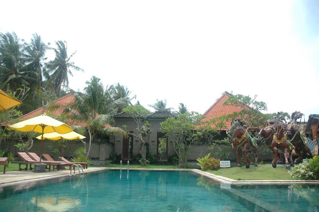 Puri Rai Hotel Padangbai  Luaran gambar